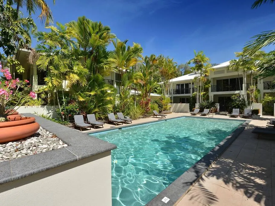 Plantation Villa No.8 - Spacious Villa By The Beach Port Douglas